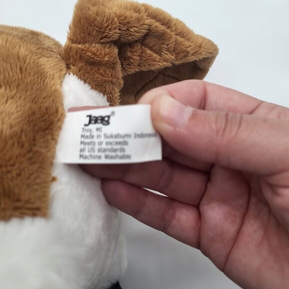 BUC-EE's Christmas Holiday Red Shirt Beaver Plush Stuffed Animal - Picture 7 of 11